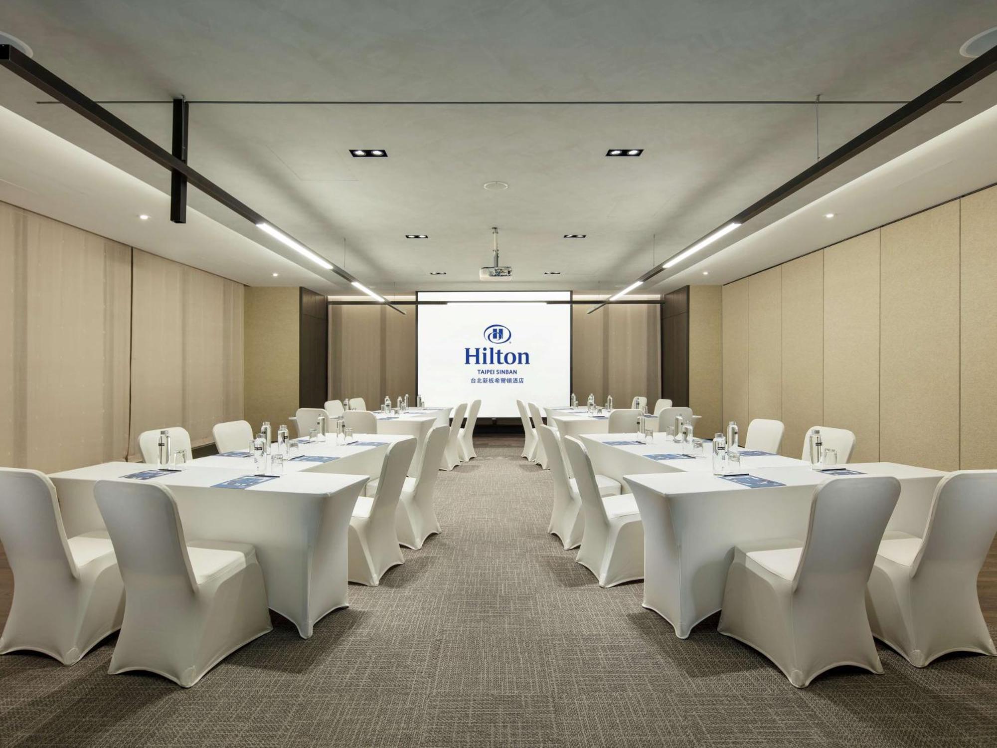Hilton Taipei Sinban Hotel New Taipei City Exterior foto