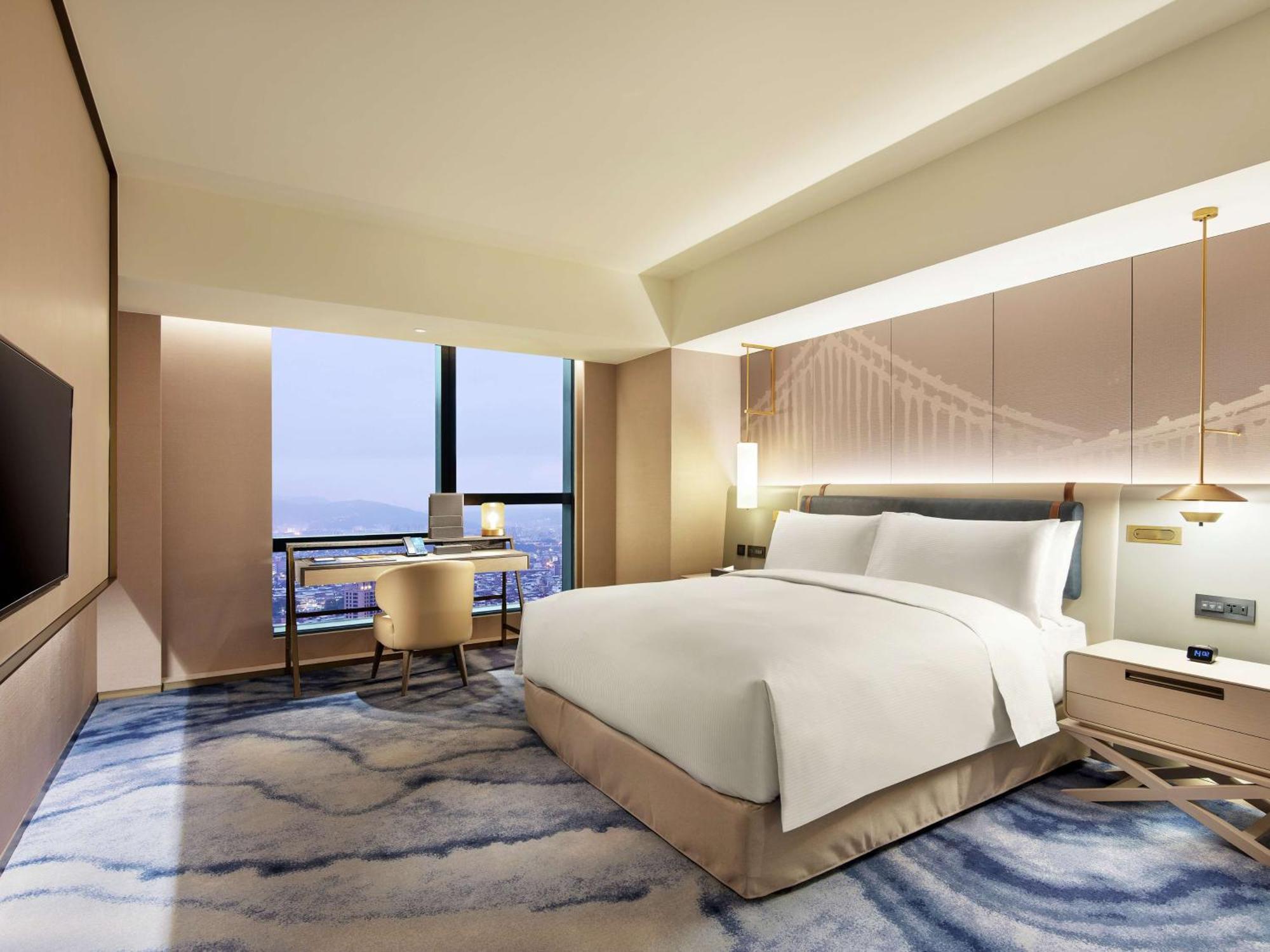 Hilton Taipei Sinban Hotel New Taipei City Exterior foto