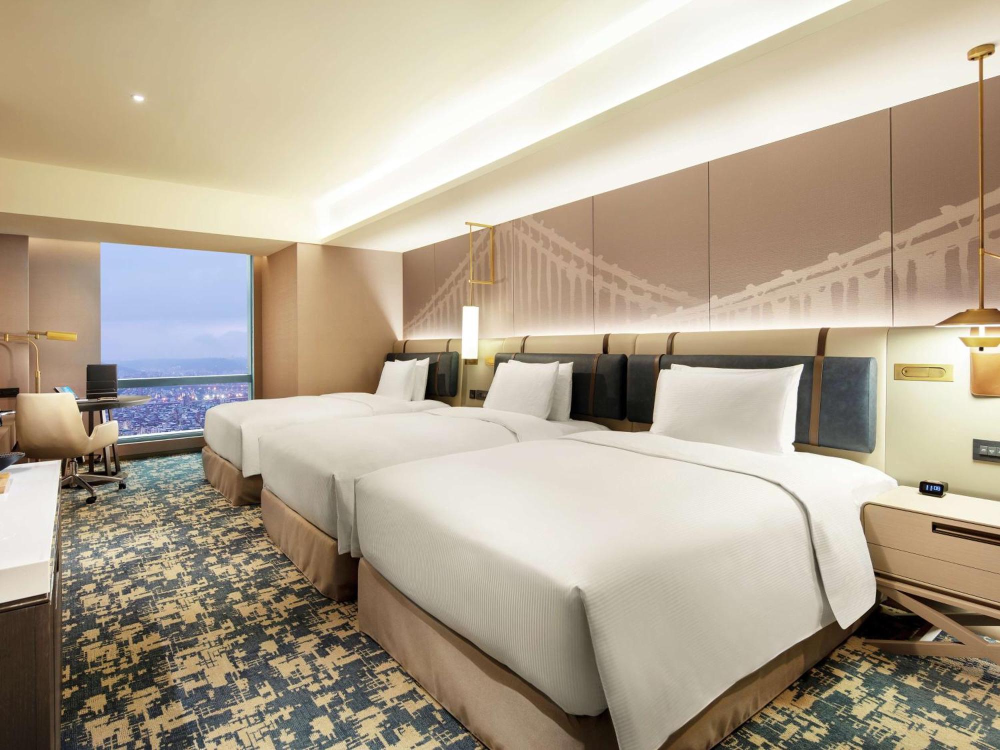 Hilton Taipei Sinban Hotel New Taipei City Exterior foto