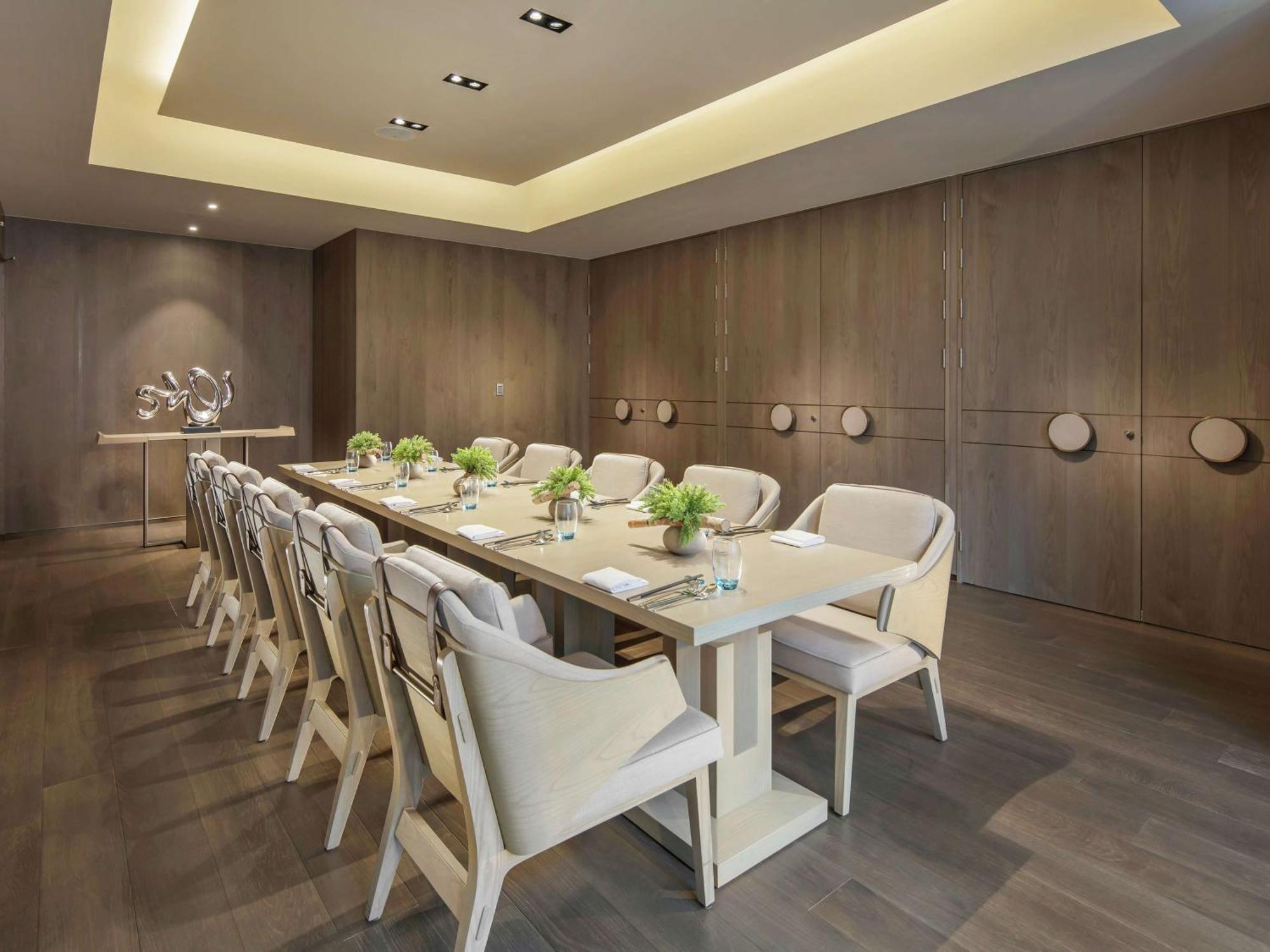Hilton Taipei Sinban Hotel New Taipei City Exterior foto