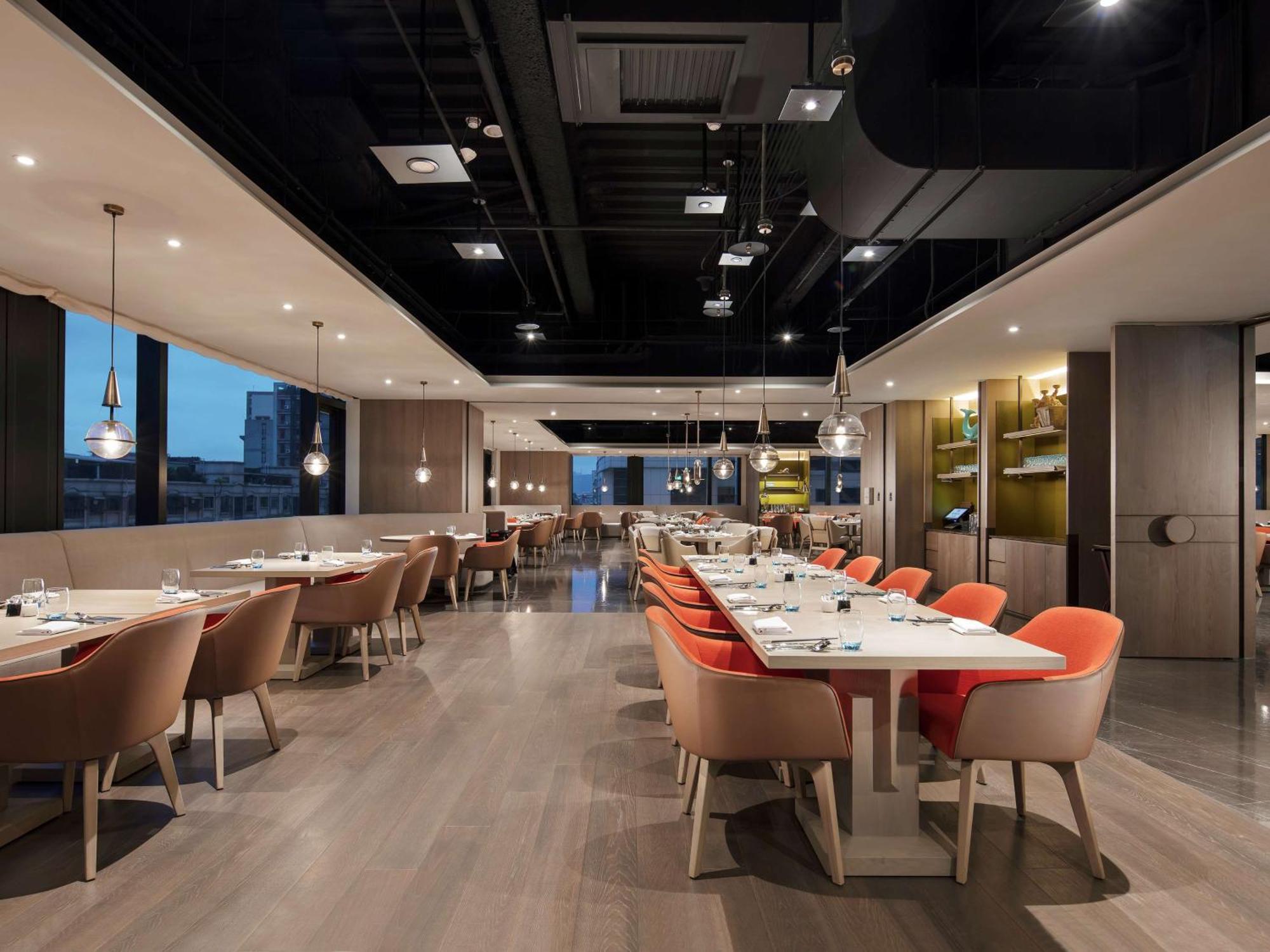 Hilton Taipei Sinban Hotel New Taipei City Exterior foto